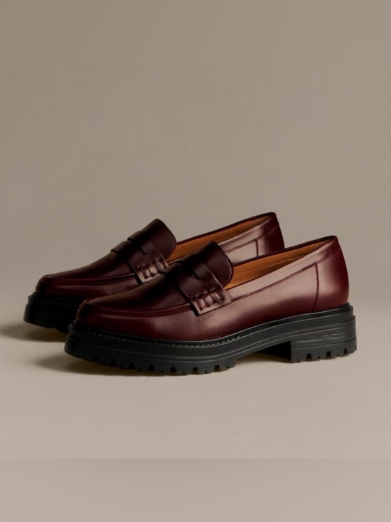 Sezane Shoes - Sezane Albane Loafers Glossy Burgundy - Size 8
